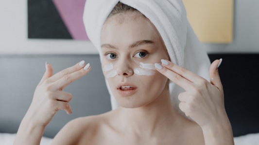 bonel botanicals guida skincare pelle sensibile lenitivo lipidico cute camomilla federica d'incà acqua termale