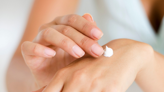 texture cosmesi skincare sensoriali emulsionante inci crema pelle silky jelly watery creamy
